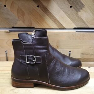 Maestro dark brown leather